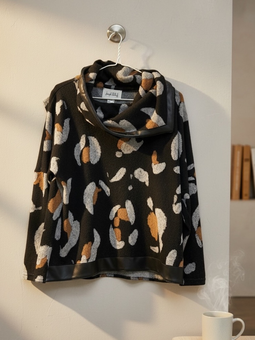 Joseph Ribkoff Bold Animal Print Cowl Neck Faux Leather Knit Top Size 4 - Picture 1 of 5